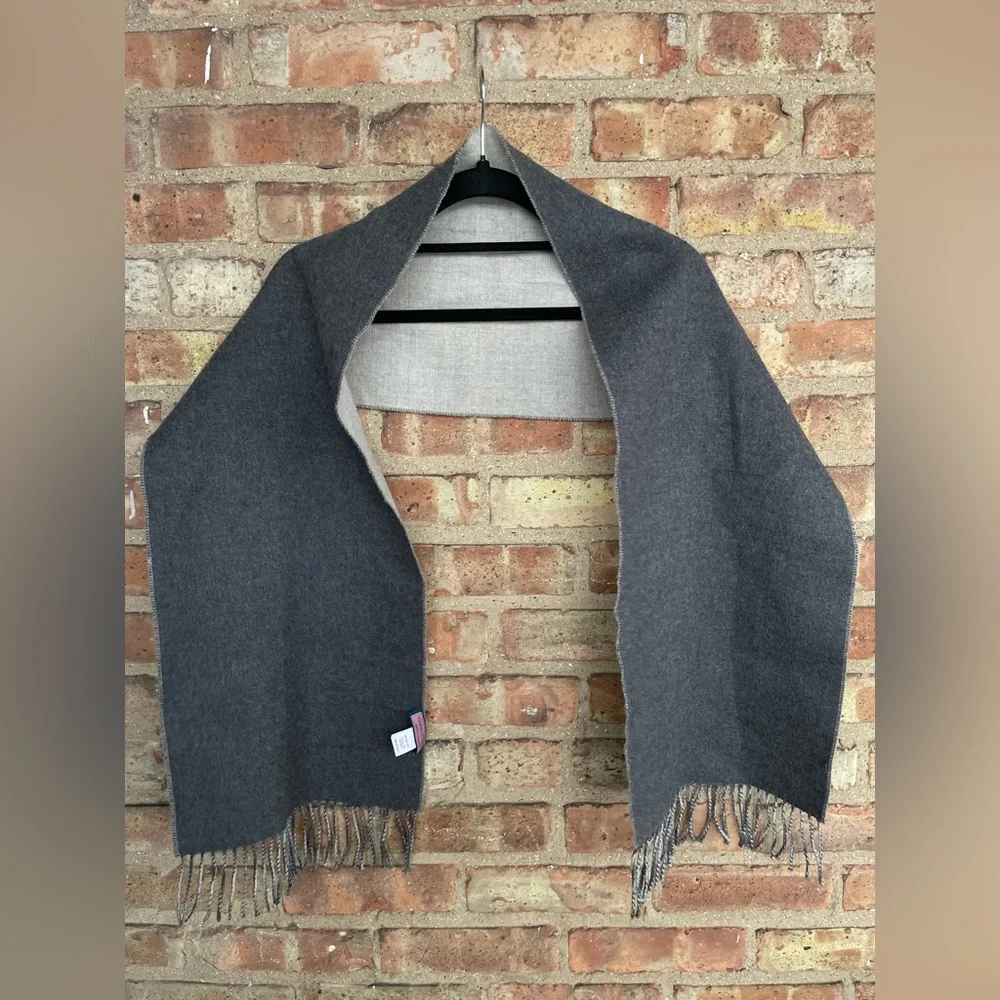 Vineyard Vines Merino Wool Two-Tone Fringe Scarf🖤